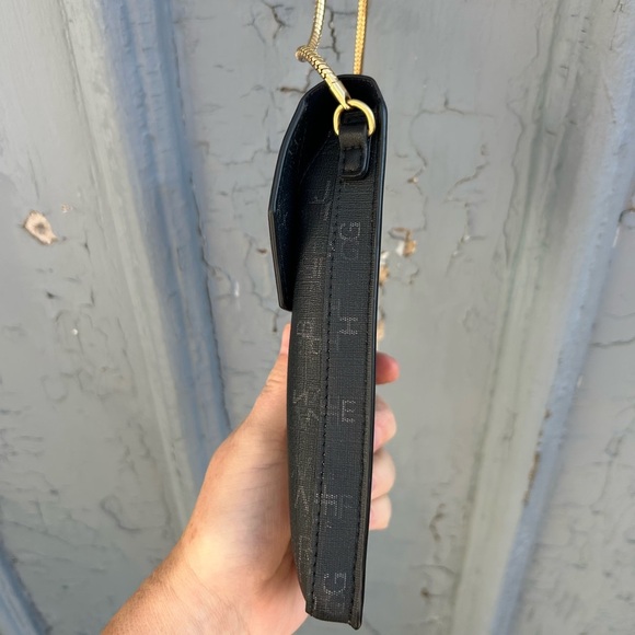 India Hicks Cell Phone Crossbody, 7”x4”x 3/4” - Picture 6 of 12